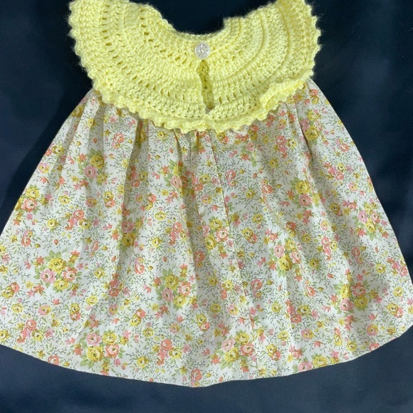 😍Floral Dress with Yellow Crochet Top - Picture 3 of 3